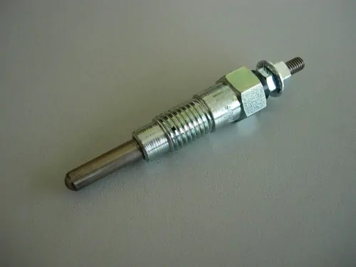 Bougie préchauffage - Kubota : B1-10, B5000, B5001, B6001, B7001, XB1
Zen-Noh : ZB5000, ZB5001, ZB6001, ZB7001
